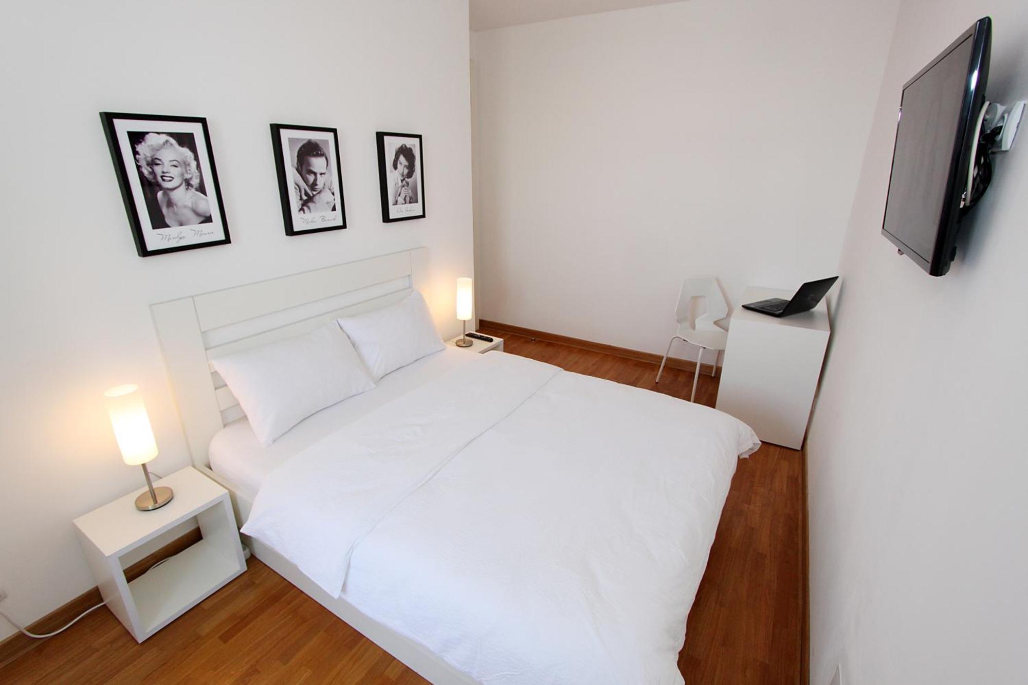 New Belgrade Apartments, Parking 5 Eur Per Day 객실 사진