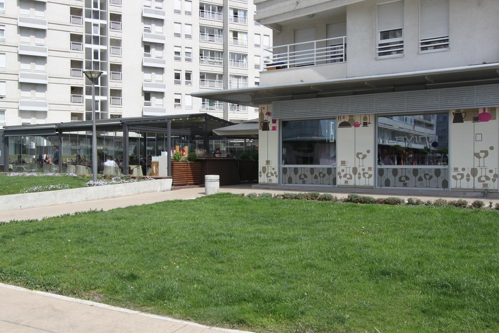 New Belgrade Apartments, Parking 5 Eur Per Day 외부 사진