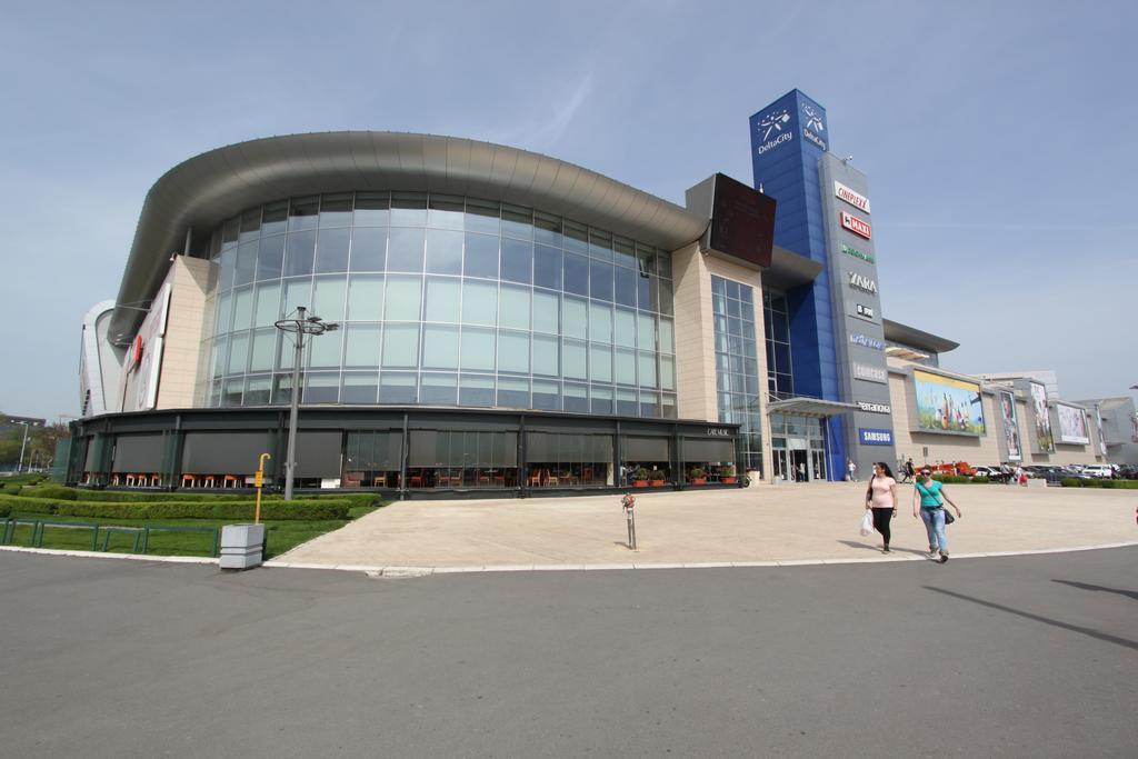 New Belgrade Apartments, Parking 5 Eur Per Day 외부 사진