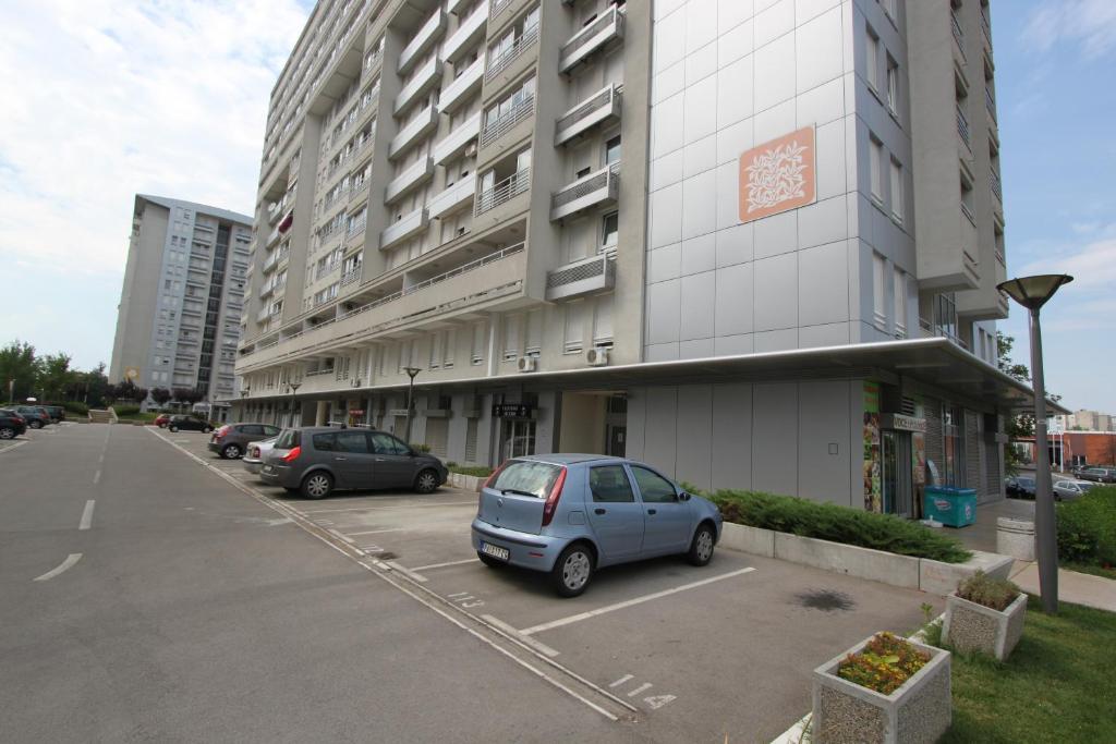 New Belgrade Apartments, Parking 5 Eur Per Day 객실 사진